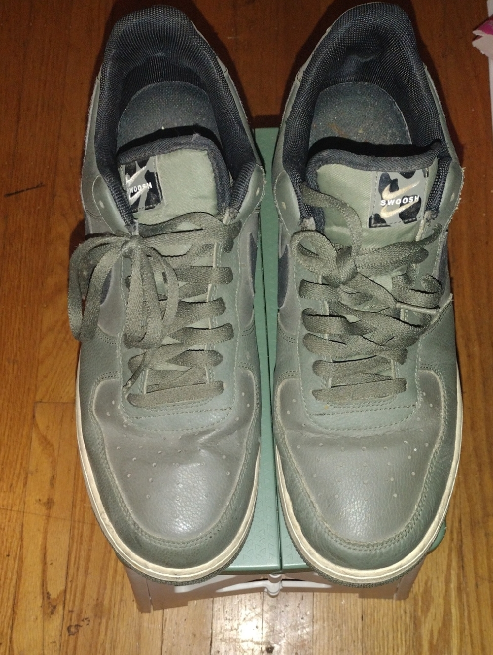 Nike Men's Olive Green Low-Top Sneakers